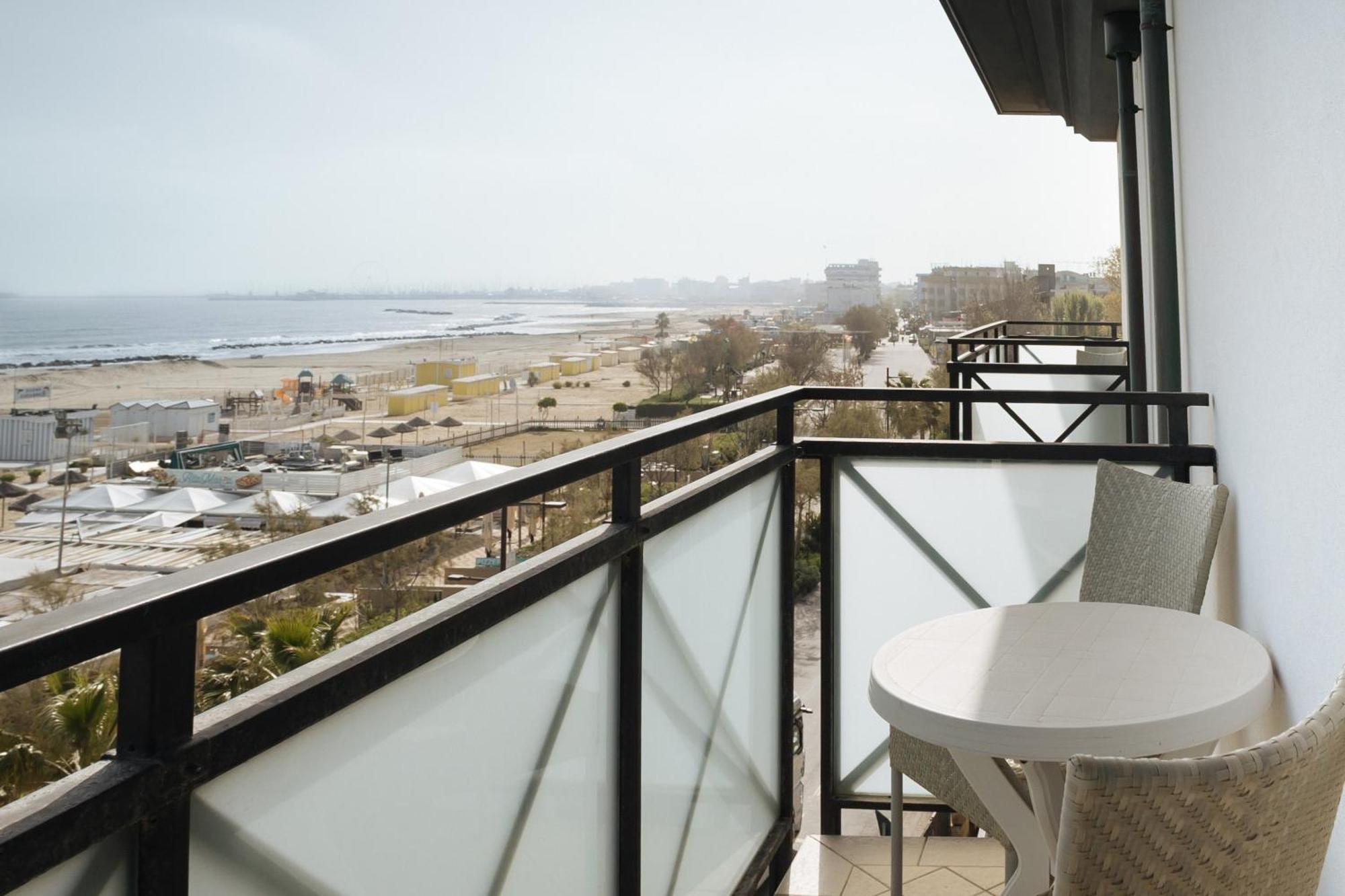Gabbiano Apartments Ρίμινι Εξωτερικό φωτογραφία