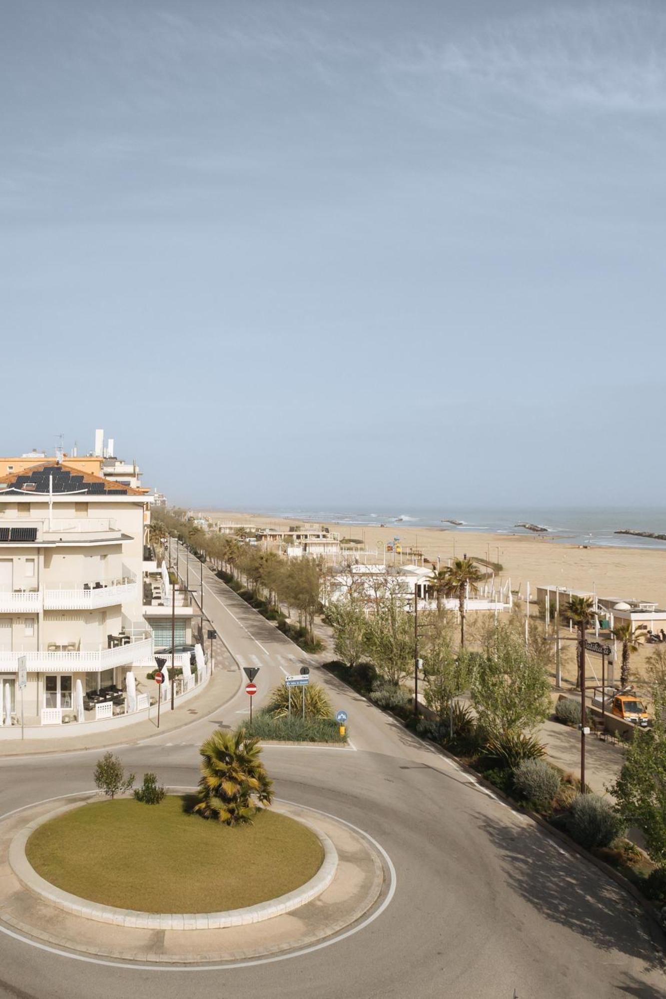 Gabbiano Apartments Ρίμινι Εξωτερικό φωτογραφία